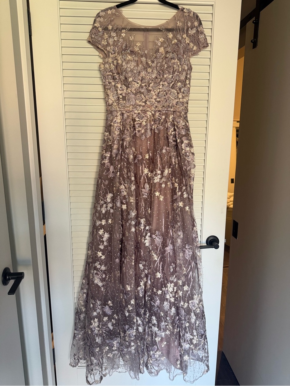 Women’s Lavender Floral Embroidered Lace Dress